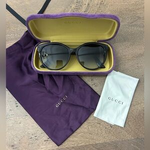 Gucci Black Sunglasses